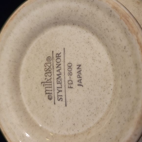 Vintage Mikasa Salt and Pepper Shaker and Sugar Bowl. Japan - Picture 6 of 8